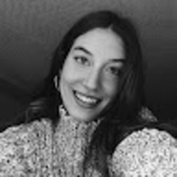 Meet your Posher, Sofia - Picture 1 of 1